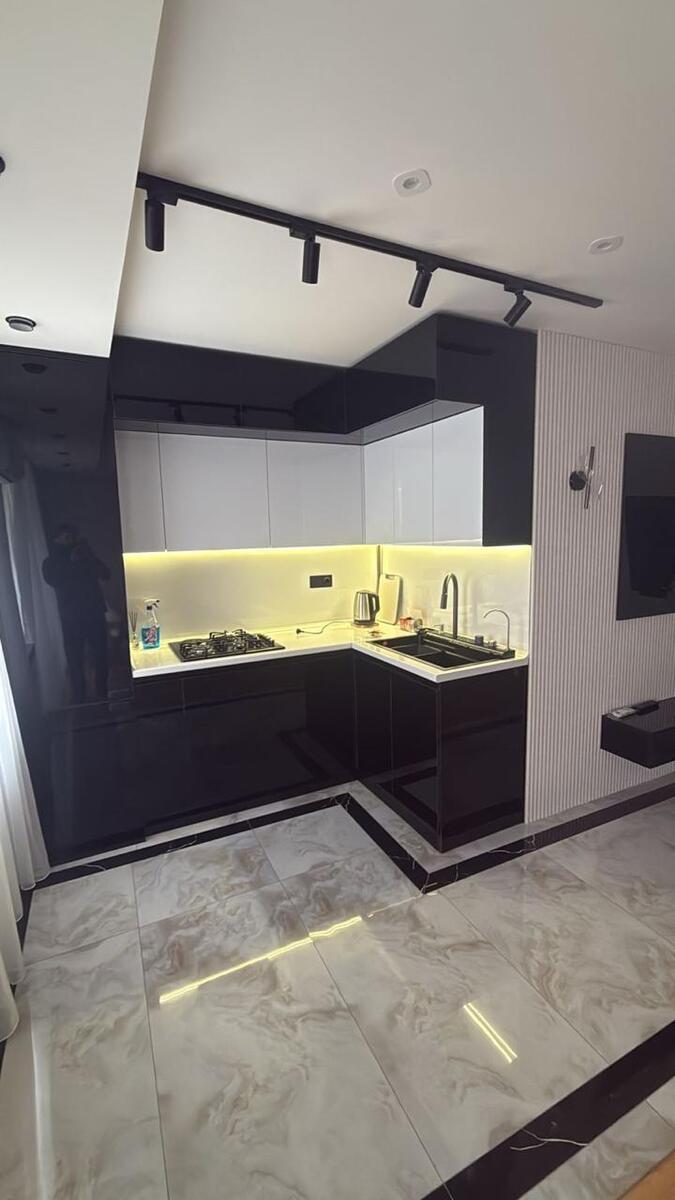 İcarəyə verilir 2 otaqlı köhnə tikili 70 m² — Mənzil, Bakı (10)