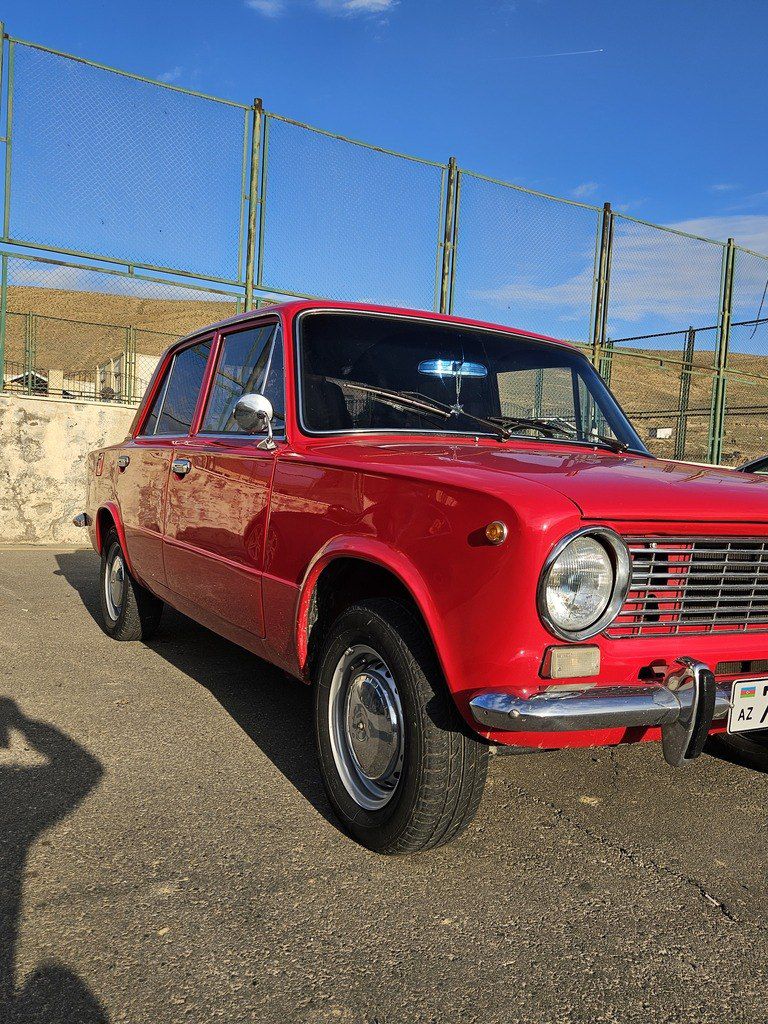 Lada (VAZ) 2101, 0.7 L, 1977 il, 92 260 km 77-XY-919 — Avtomobillər, Bakı (4)