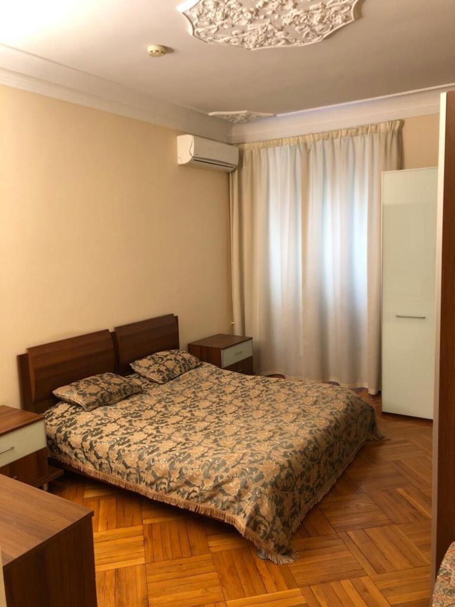 Satılır 4 otaqlı köhnə tikili 110 m² — Mənzil, Bakı (7)