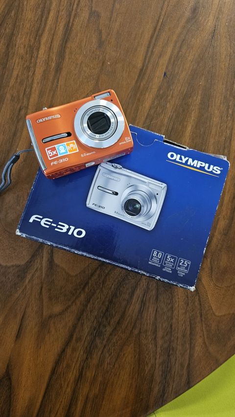 Olympus FE-310 satılır. Demək olar ki təzədir hər bir şeyi var — 170 ₼ · Bakı · Fotoaparat Olympus FE-310 satılır. Demək olar ki təzədir hər bir şeyi var — Bakı
