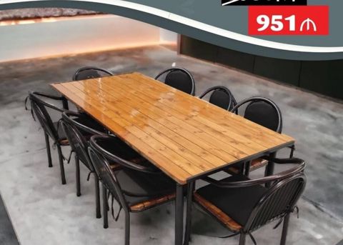 Masa və oturacaqlar — Bakı