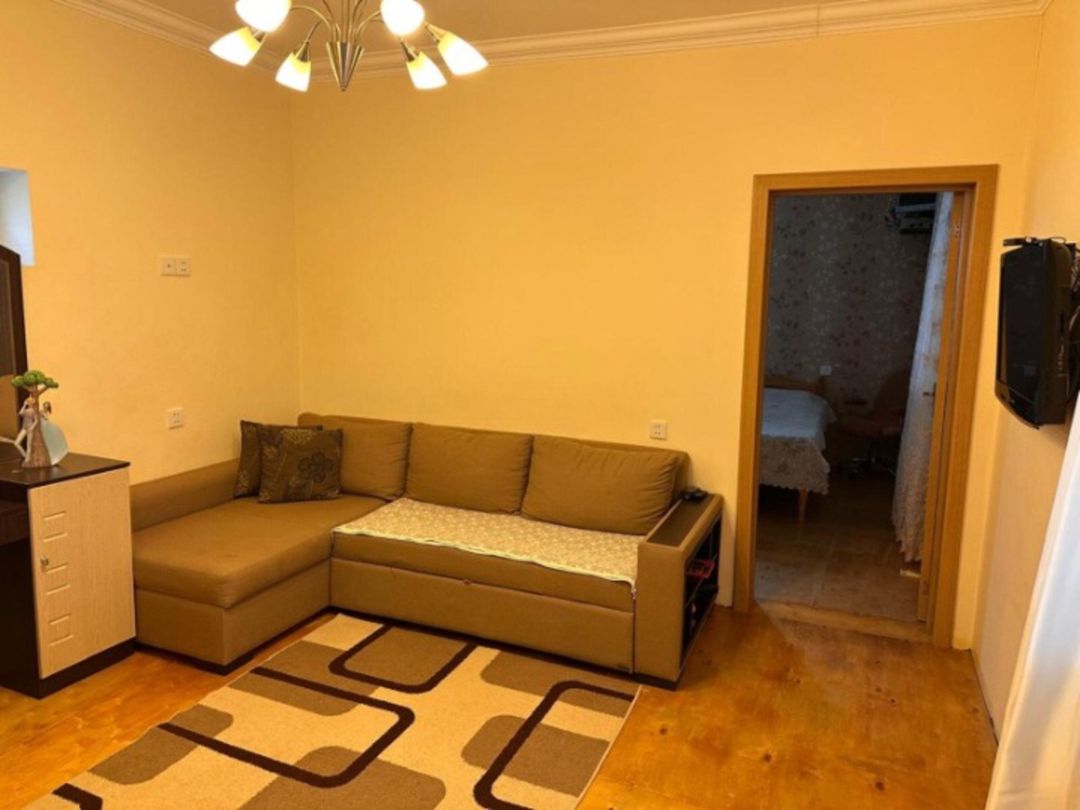Həyət evi, Albalılıq qəs — Ev, villa, Bakı (3)