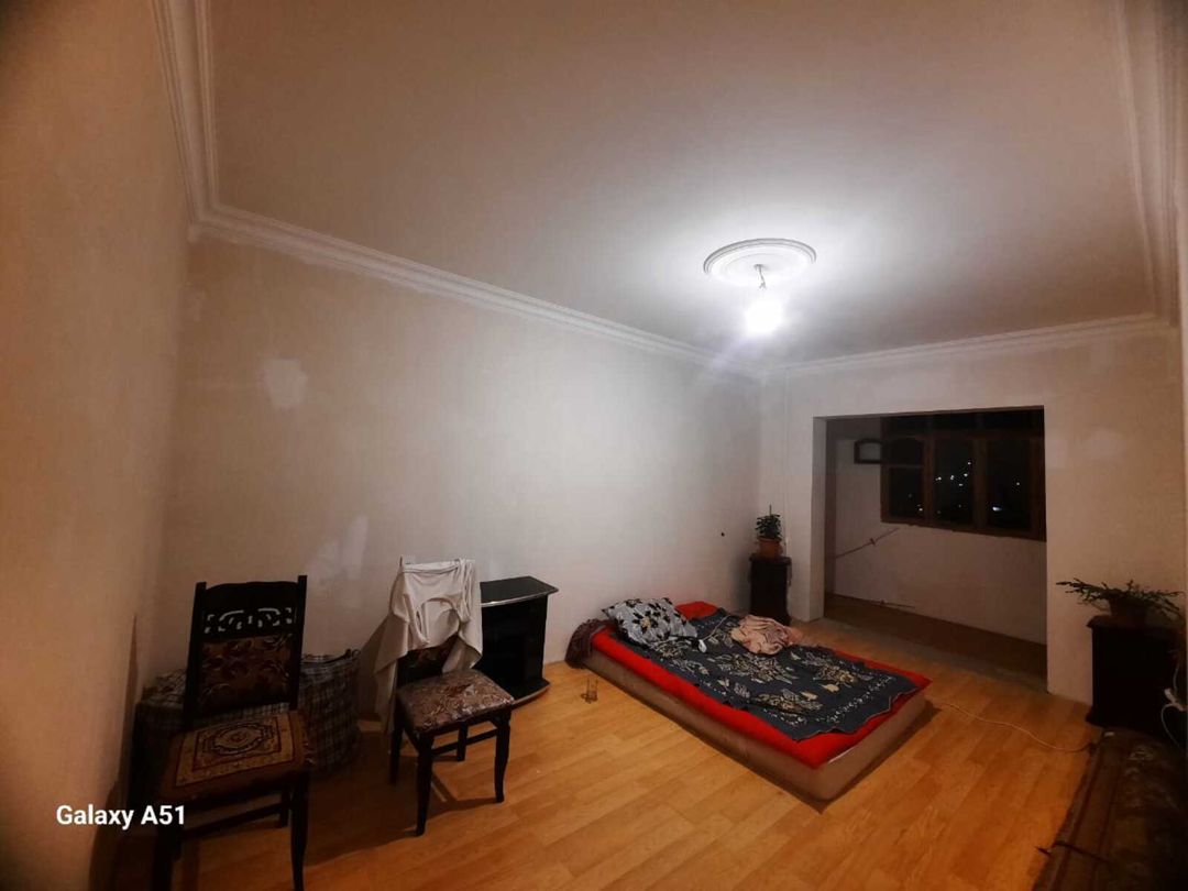 Satılır 4 otaqlı köhnə tikili 110 m² — Mənzil, Bakı (2)