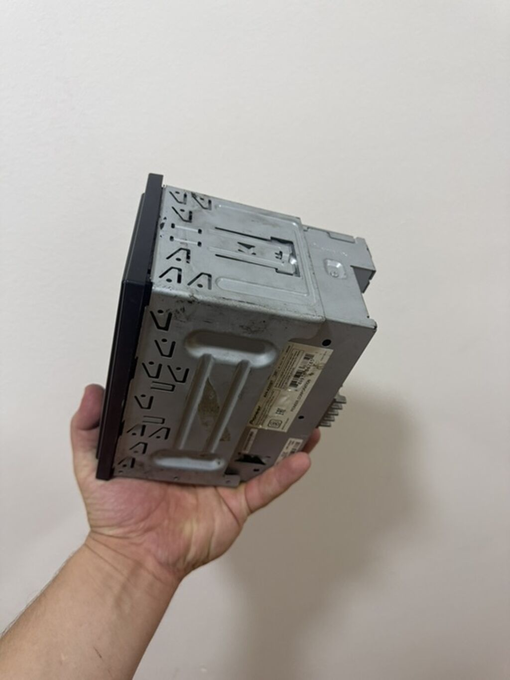 Pioneer AVH-A205BT iki-DIN multimedia avtomobil maqnitolası - Model — Avtomobil akustikası, Bakı (2)