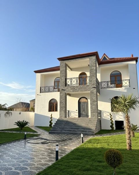 Satılır 6 otaqlı həyət evi/bağ evi 300 m² — Bakı