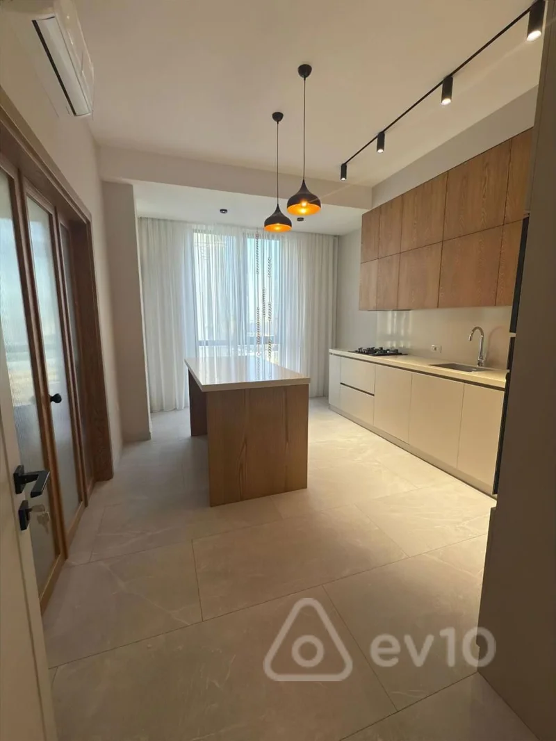 3 otaqlı mənzil, 134 m², Təbriz küç — Mənzil, Bakı (2)