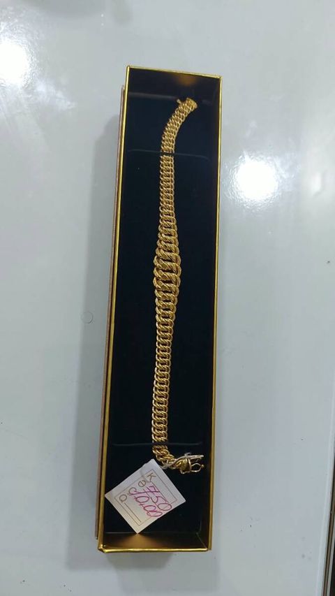 Qızıl qolbaq — Bakı
