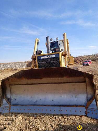 Tikinti texnikası Komatsu, 2011 il — İnşaat texnikası, Bakı (2)