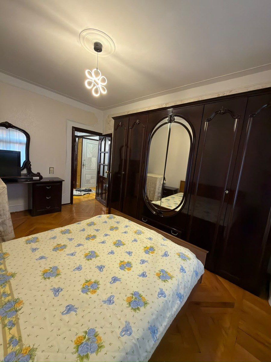 Satılır 2 otaqlı köhnə tikili 60 m² — Mənzil, Bakı (9)