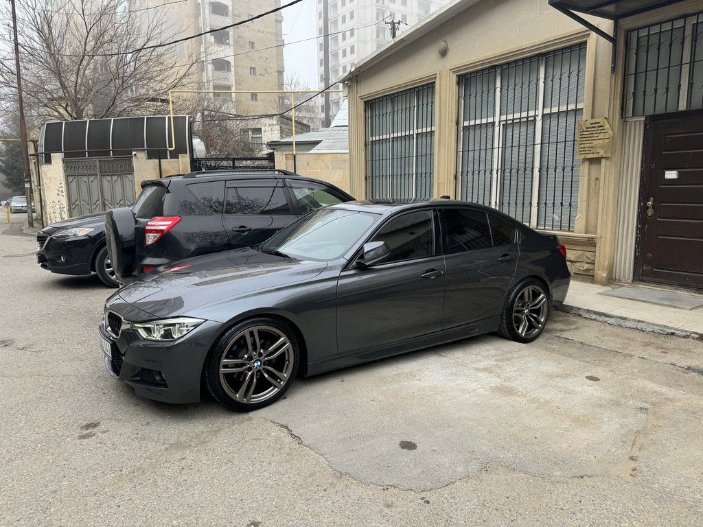 BMW 330, 2.0 L, 2016 il, 135 000 km — Avtomobillər, Bakı (2)
