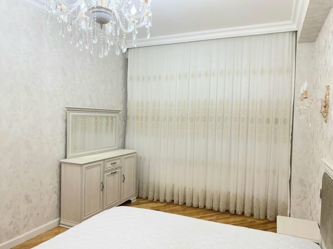İcarəyə verilir 3 otaqlı yeni tikili 135 m² — Mənzil, Bakı (8)
