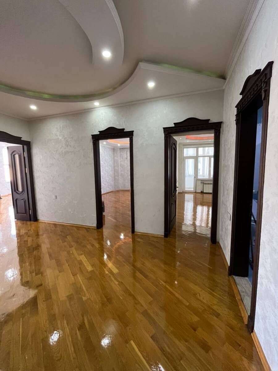 Satılır 3 otaqlı yeni tikili 160 m² — Mənzil, Bakı (12)