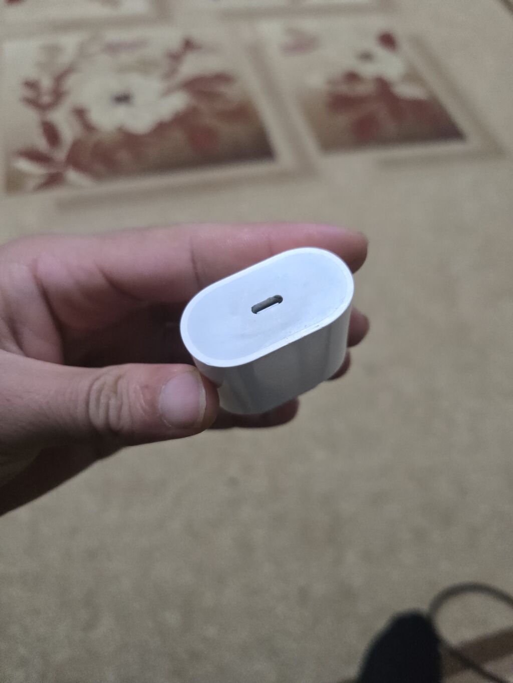 Usb-c çıxışlı şarj adapteri - Tip: Divar adapteri - Giriş fişi — Şarj cihazları, Xaçmaz (2)