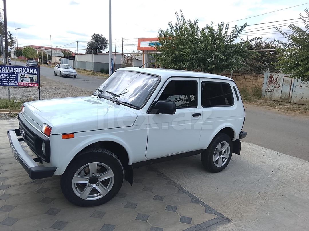2024 VAZ (Lada) Niva, 1.7 L, 2024, 39,000 km — Avtomobillər, Yardımlı (4)