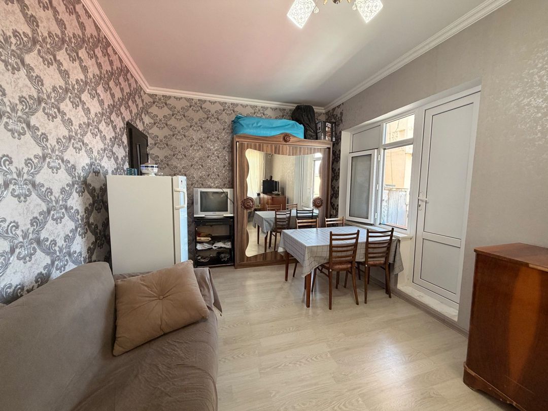 Satılır 2 otaqlı köhnə tikili 65 m² — Mənzil, Bakı (2)