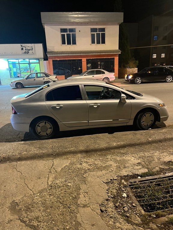 Honda Civic, 1.3 L, 0.9 kWh, 2008 il, 350 000 km 77-FA-209 — Avtomobillər, Mingəçevir (3)