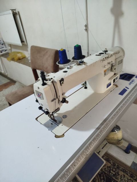 Jakı JR0303D-32L sənaye tikiş maşını.deri tikiş maşini ela — 750 ₼ · Masazır · Tikiş və işəmə maşınları Jakı JR0303D-32L sənaye tikiş maşını.deri tikiş maşini ela — Masazır