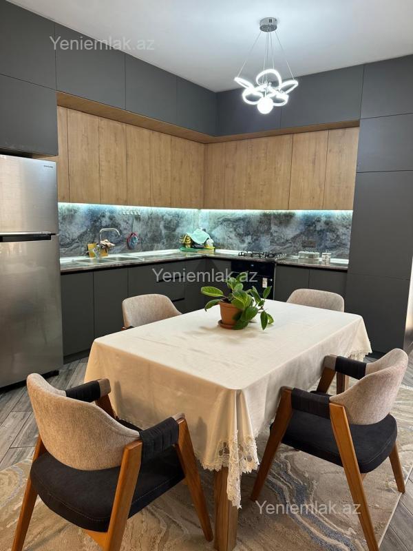 Günlük 4 otaqlı Həyət evi / Villa, 200 m², Qusar — Ev, villa, Qusar (7)