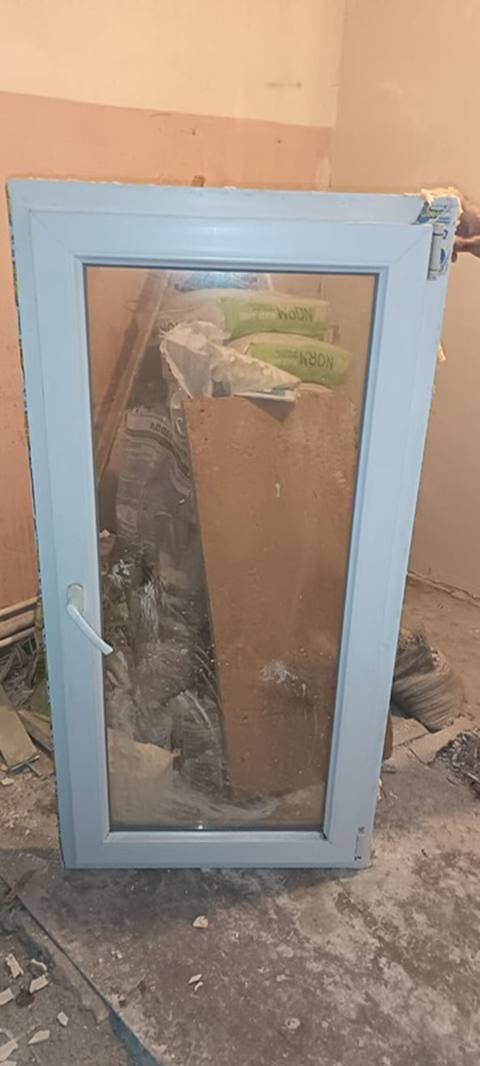 Məhsul təsviri: - Material: Ağ PVC profil - Növ: Daxili və ya — Baku