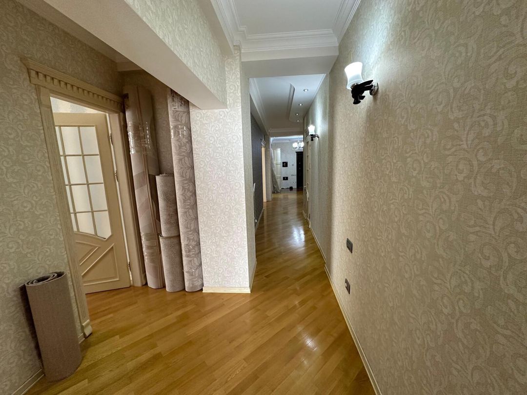 İcarəyə verilir 4 otaqlı yeni tikili 195 m² — Mənzil, Bakı (3)