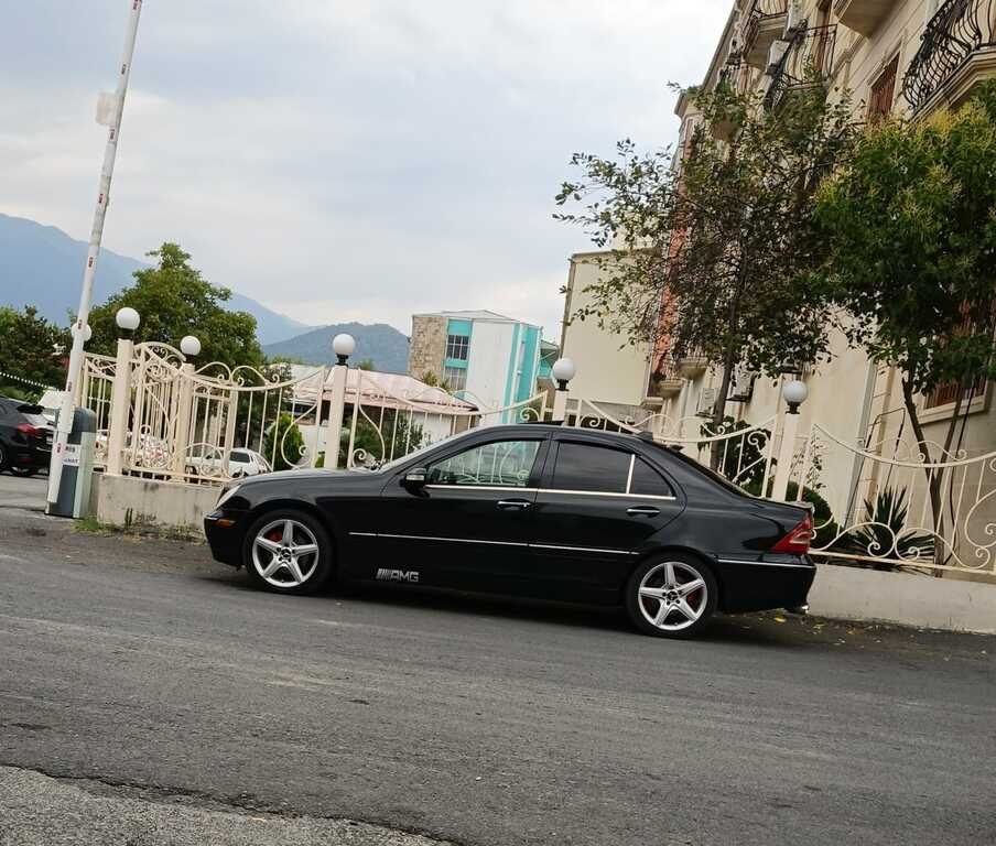 Mercedes C 240 4MATIC, 2.6 L, 2004 il, 396 801 km — Avtomobillər, Zaqatala (2)
