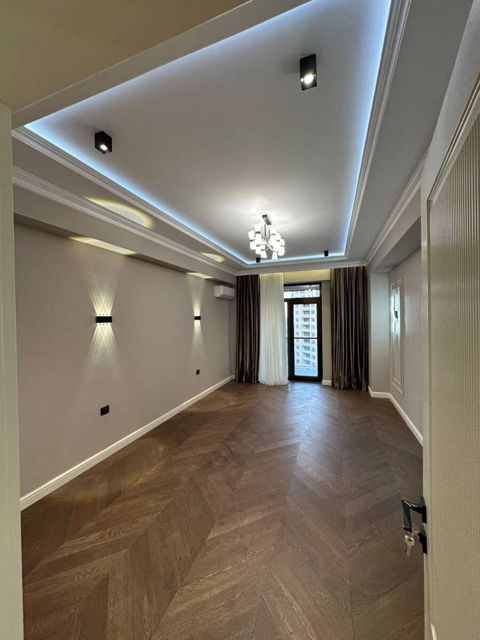 Satılır 2 otaqlı yeni tikili 83 m² — Bakı