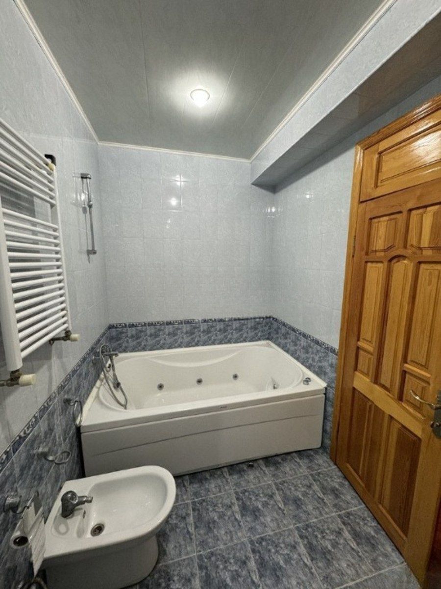 Satılır 4 otaqlı yeni tikili 180 m² — Mənzil, Bakı (11)
