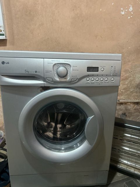 Paltaryuyan LG — Bakı