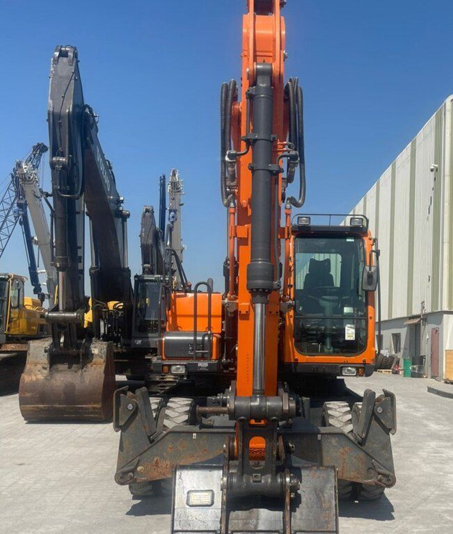 Doosan DX140W təkərli ekskavator, 2021 model — İnşaat texnikası, Bakı (3)