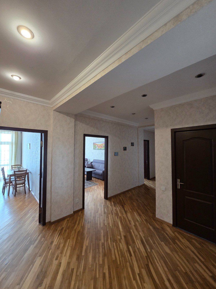 Satılır 2 otaqlı yeni tikili 92 m² — Mənzil, Bakı (3)