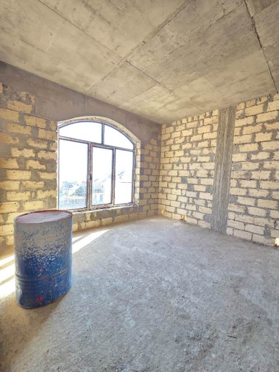 Villa, Badamdar qəs — Ev, villa, Bakı (12)