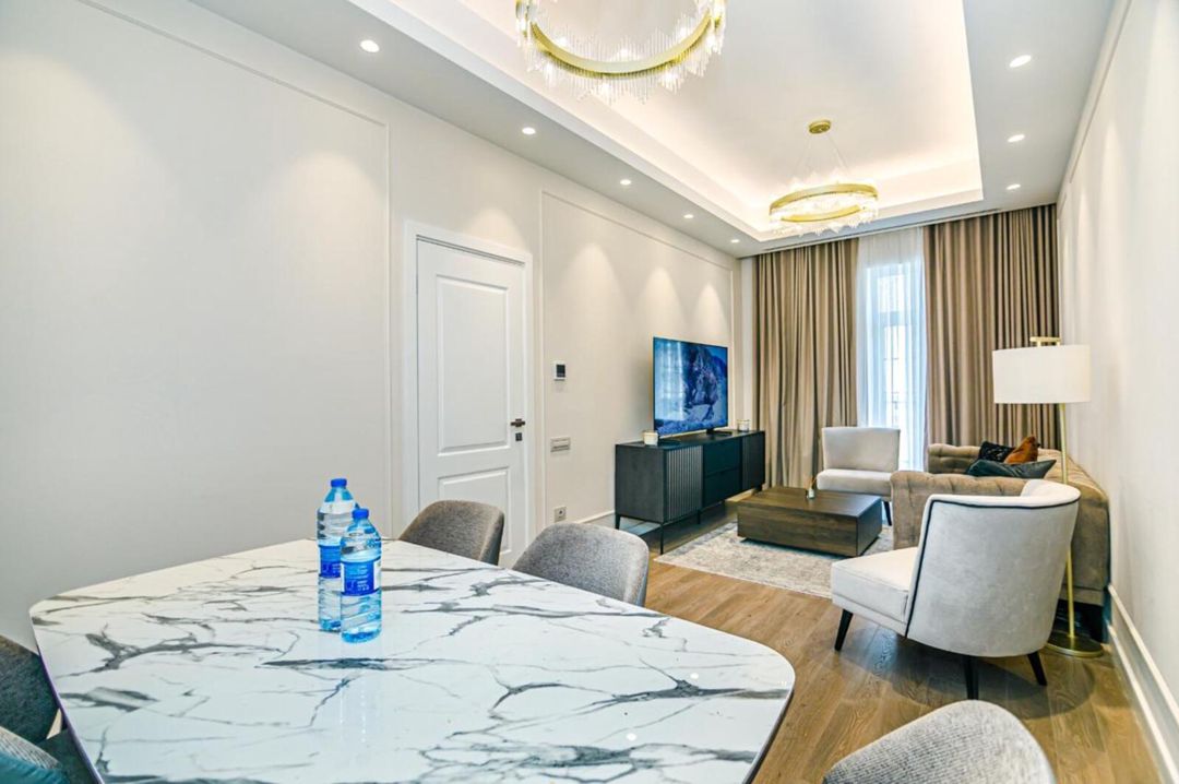İcarəyə verilir 3 otaqlı yeni tikili 115 m² — Mənzil, Bakı (2)