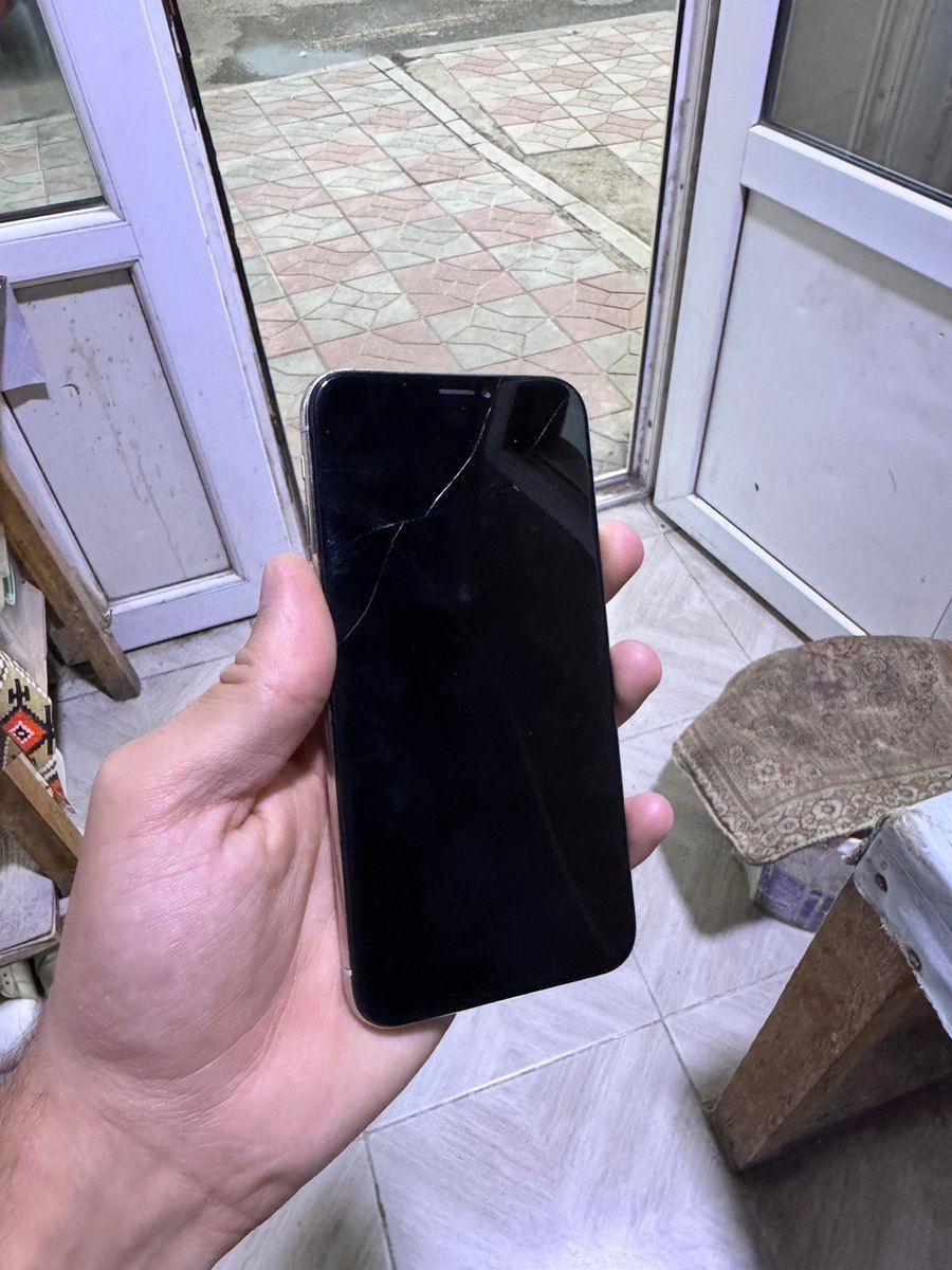 Apple iPhone X Silver 64GB/3GB — Smartfonlar, Sumqayıt (2)