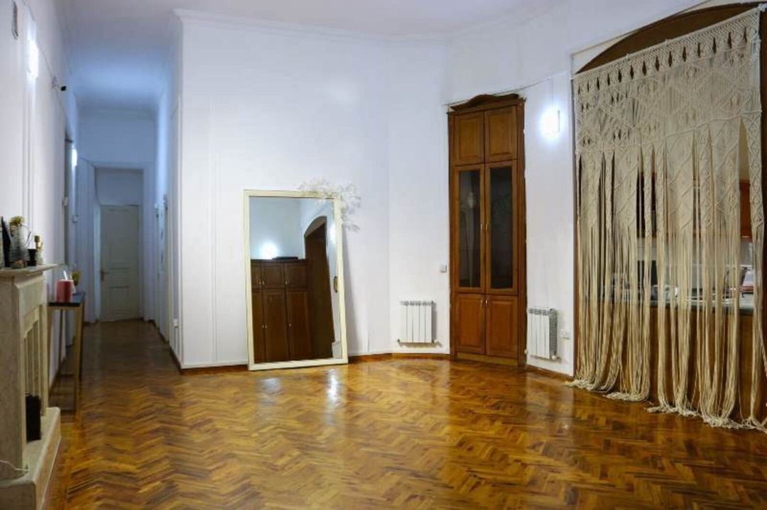 6-otaqlı mənzil, Üzeyir Hacıbəyov küç., 240 m² — Mənzil, Bakı (7)