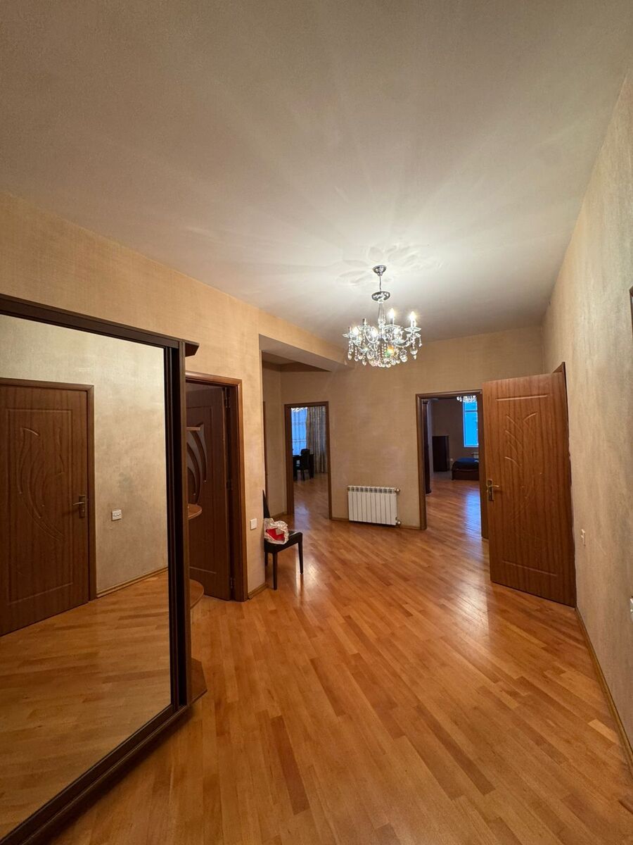 İcarəyə verilir 3 otaqlı yeni tikili 150 m² — Mənzil, Bakı (10)