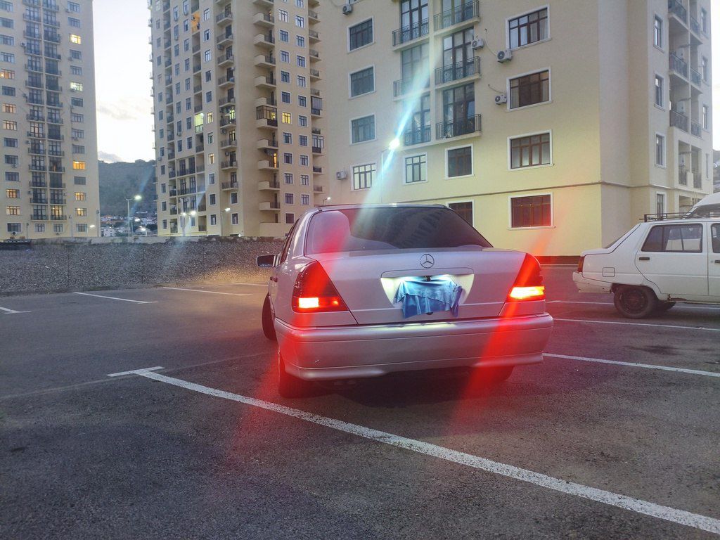 Mercedes C 230, 2.3 L, 1999 il, 298 211 km — Avtomobillər, Bakı (7)