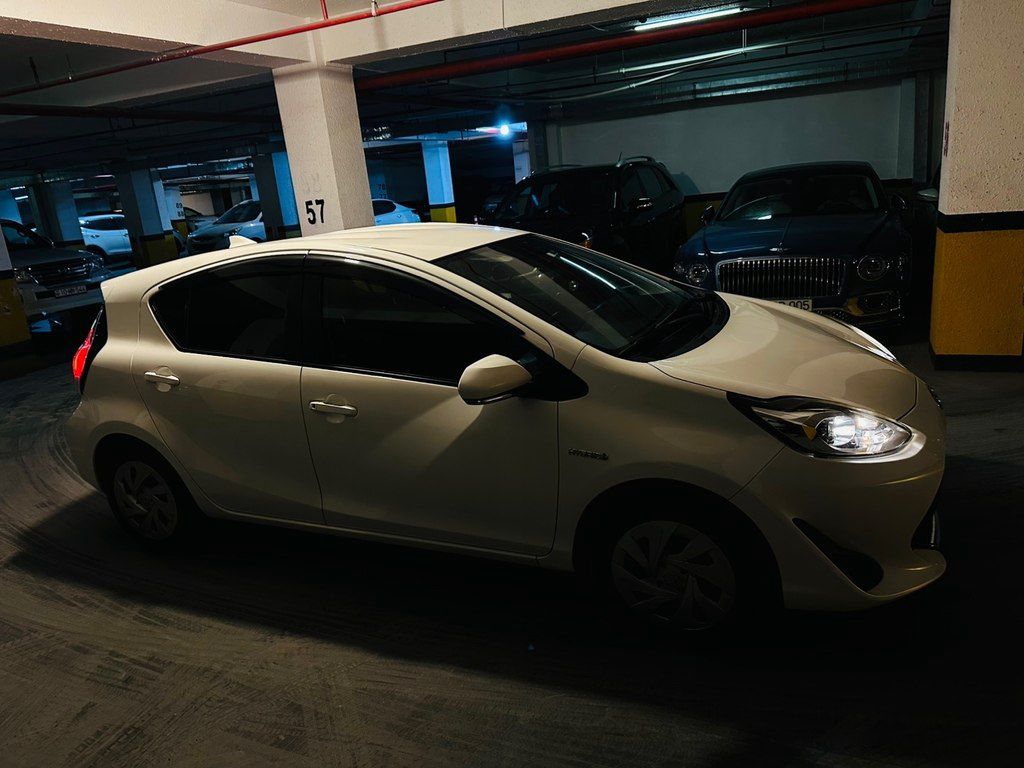 Toyota Aqua, 1.5 L, 0.9 kWh, 2020 il, 28 500 km 88-DQ-526 — Avtomobillər, Bakı (4)