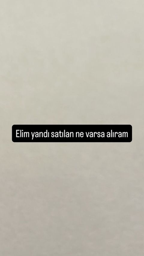 Elim yandı satılan eşyalar aliram. Isteyen whatsappdan yaza biler — Bakı