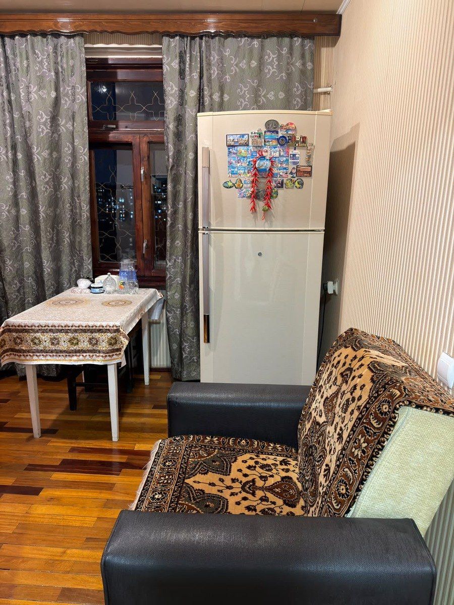 Satılır 2 otaqlı köhnə tikili 60 m² — Mənzil, Bakı (7)