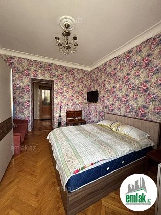 Satılır 4 otaqlı 120 m² köhnə tikili 28 May m — Mənzil (8)