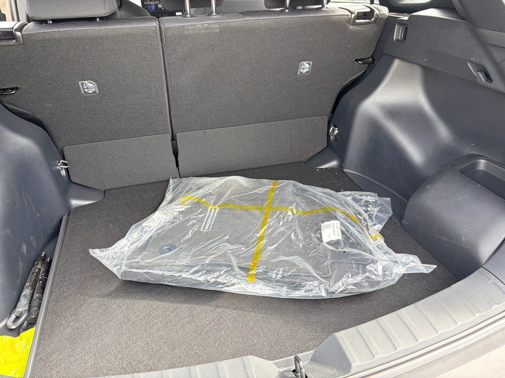 Toyota Corolla Cross, 2.0 L, 1.31 kWh, 2026 il, yeni — Avtomobillər, Bakı (12)