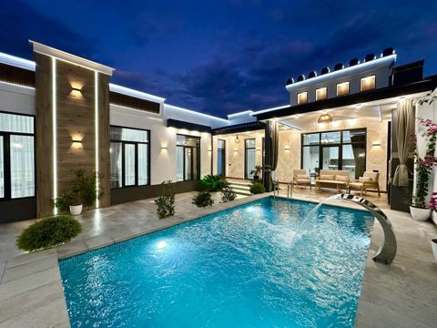 Satılır 4 otaqlı həyət evi/bağ evi 160 m² — Bakı