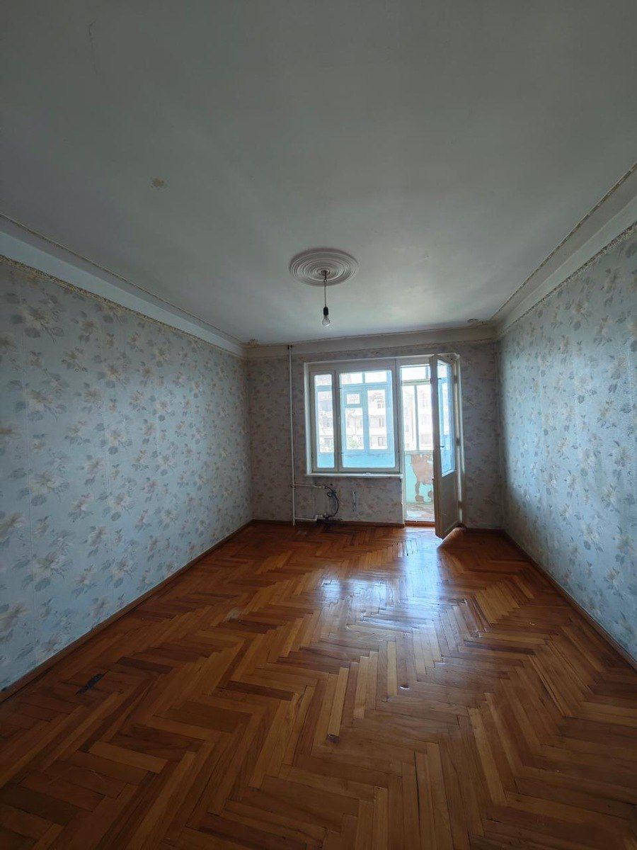 Satılır 4 otaqlı köhnə tikili 100 m² — Mənzil, Bakı (3)
