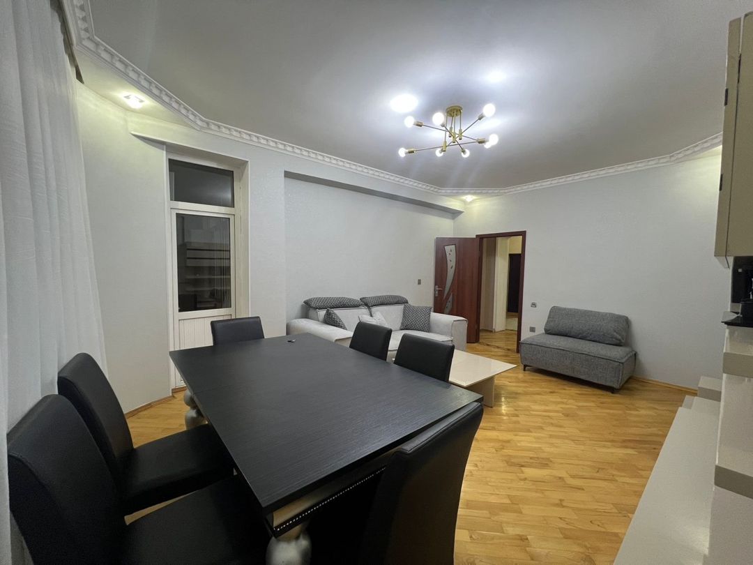 Satılır 2 otaqlı yeni tikili 100 m² — Mənzil, Bakı (2)