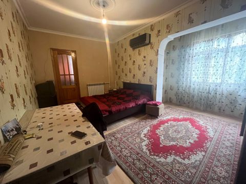Satılır 2 otaqlı köhnə tikili 45 m² — Bakı
