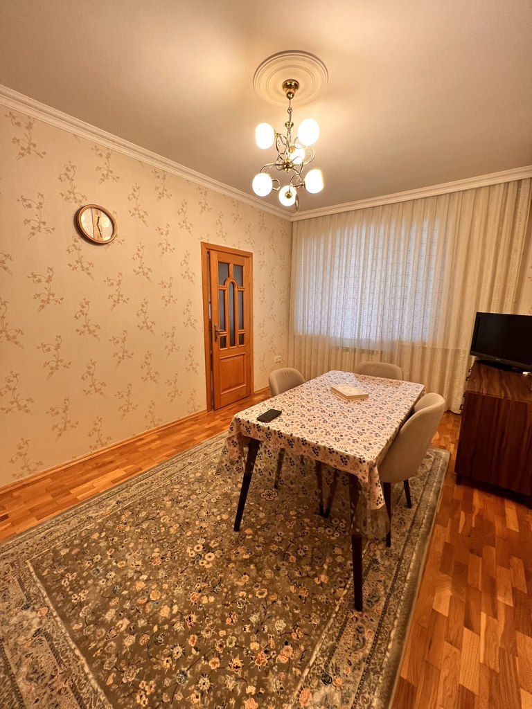 Satılır 2 otaqlı köhnə tikili 50 m² — Mənzil, Bakı (4)