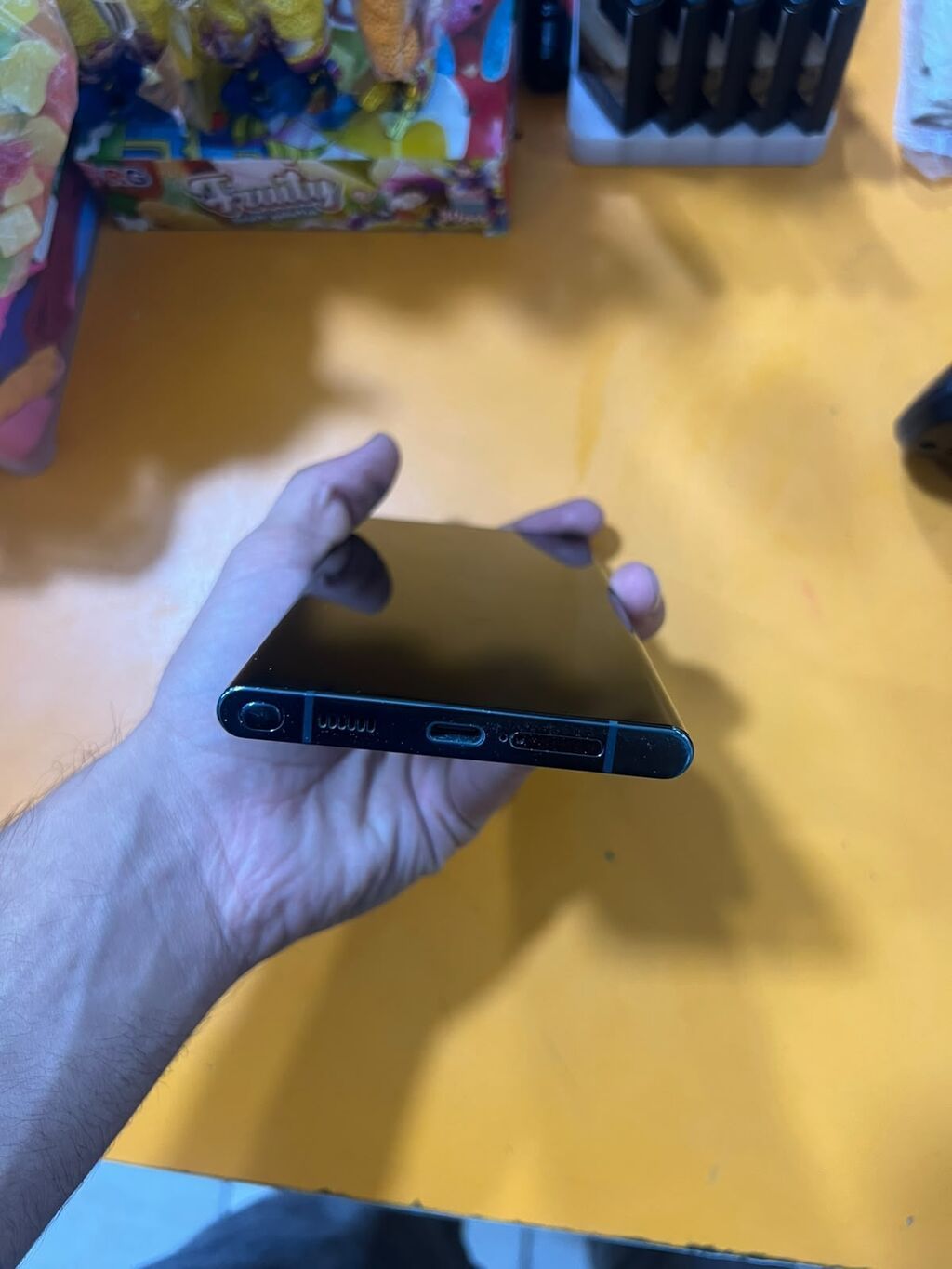 Samsung Galaxy S22 Ultra, 256 GB, Simsiz şarj — Samsung, Bakı (7)