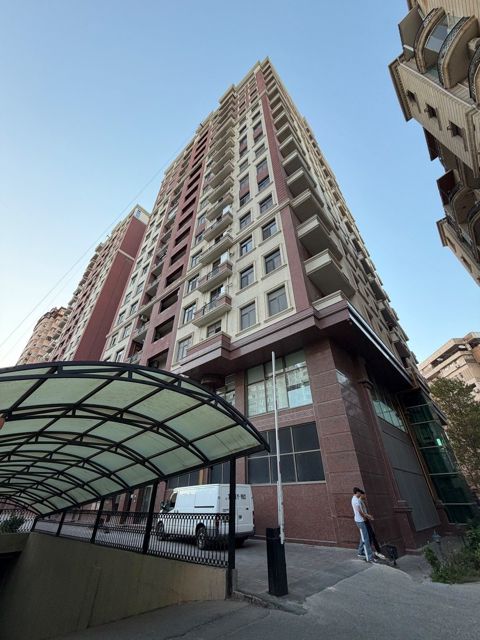 Satılır 3 otaqlı yeni tikili 130 m² — LUMORA GROUP