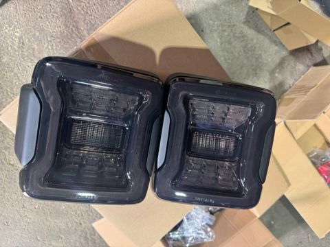 Jeep Wrangler JL stop işığı — Bakı