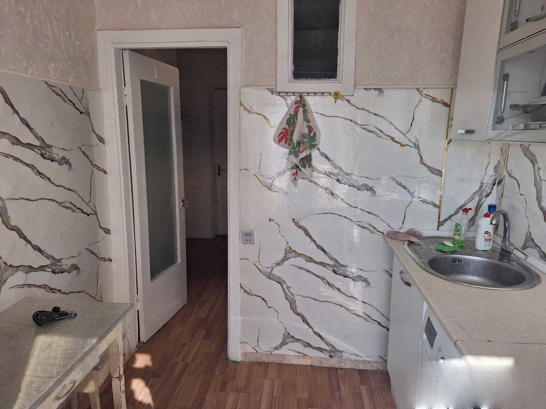 Satılır 2 otaqlı köhnə tikili 50 m² — Mənzil, Bakı (2)